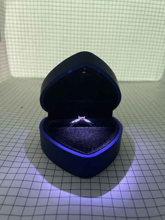 Каблучка подарунок на день закоханих