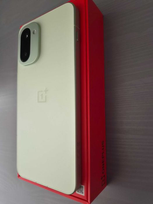 OnePlus 15R 12/256
