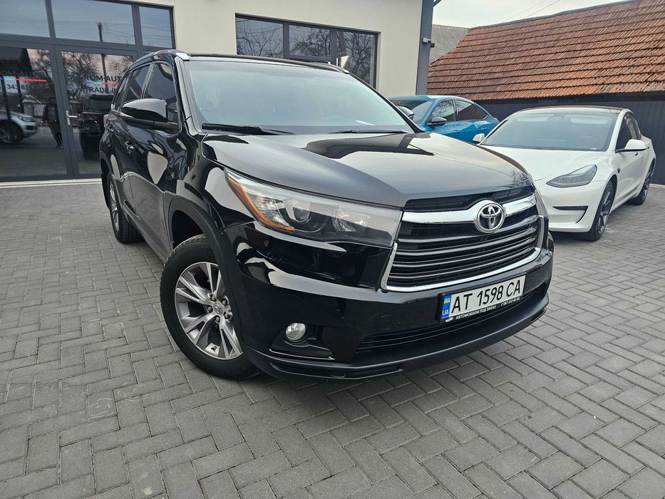 Toyota Highlander V6 3.5 Premium | 2015 рік | Топова компектація