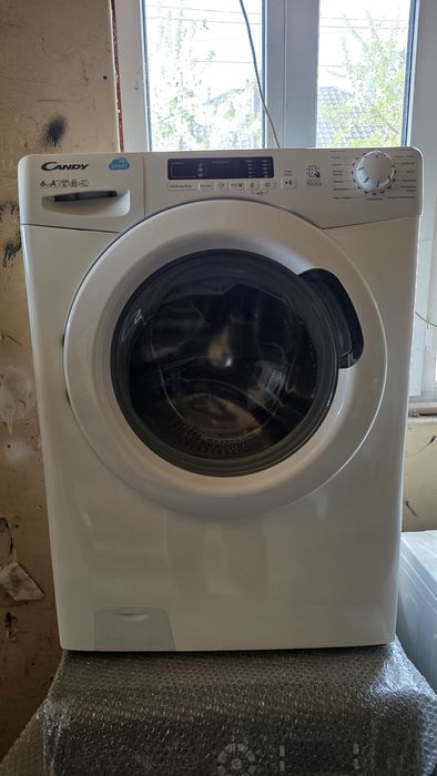 Продам пральну машину Candy