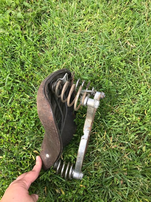 Siodełko do roweru ze skóry PRL