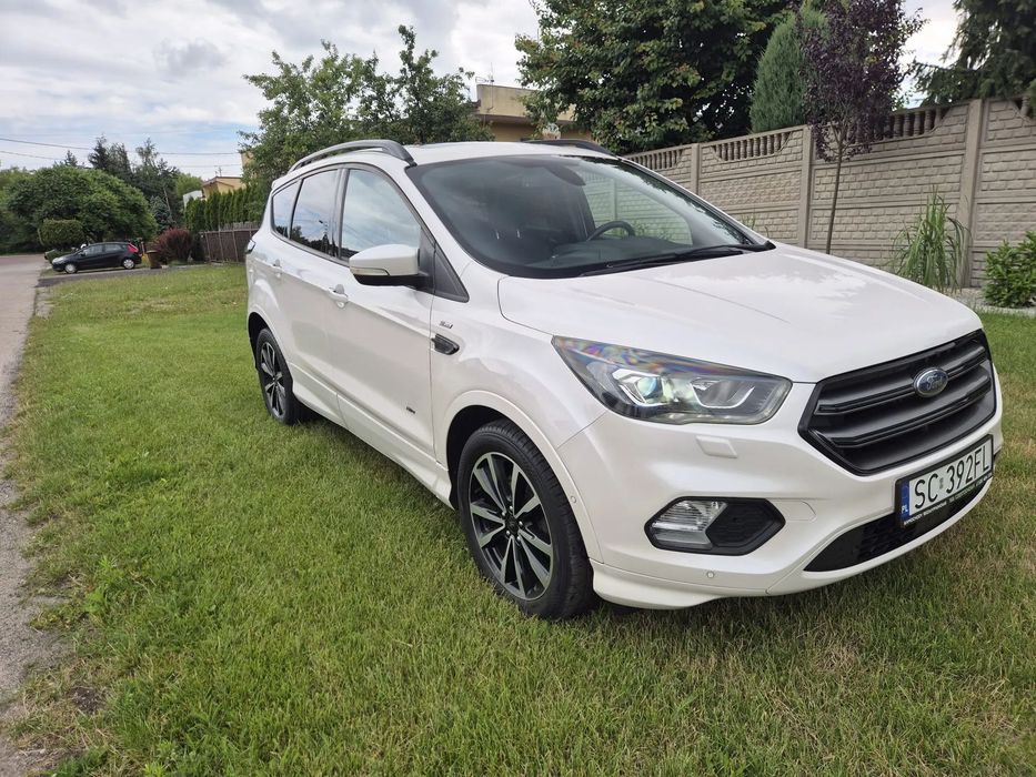 Ford Kuga Ford Kuga st- line biała perła, szklany dach