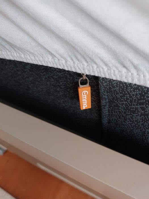 Cama solteiro com gavetão bom estado