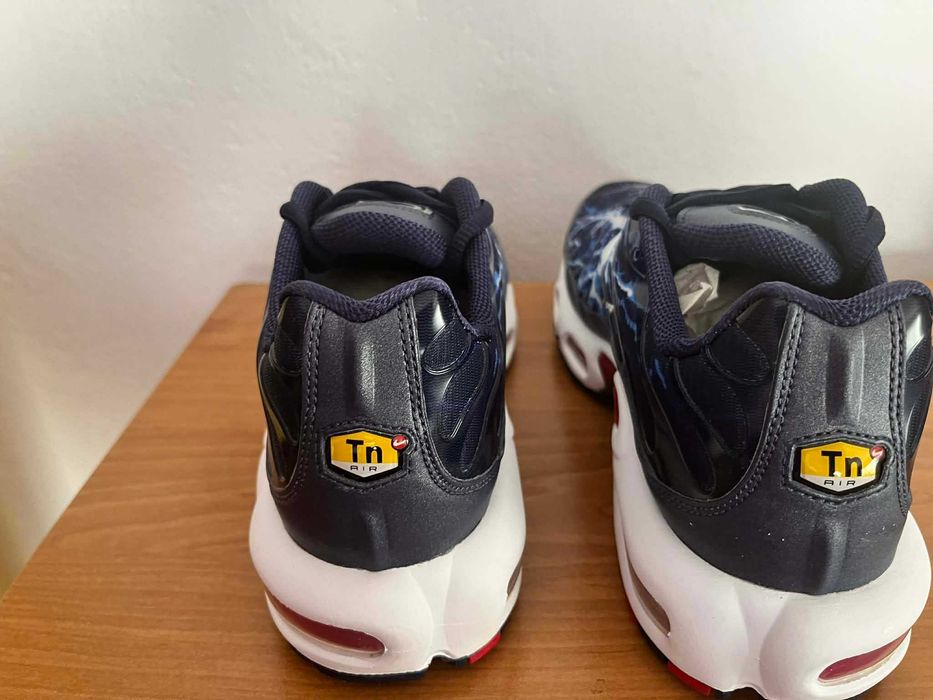 Air Max Plus Tn eclair lightening 42.5