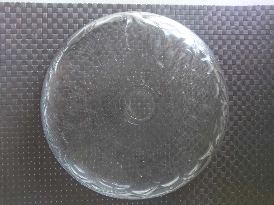 Prato em vidro para sobremesas