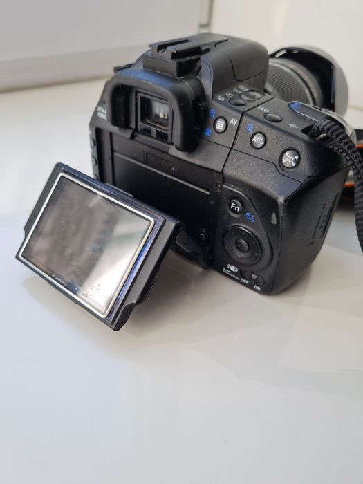 Фотоапарат Sony Alpha DSLR A350 з об'єктивом Sony 18-250mm f/3.5-6.3