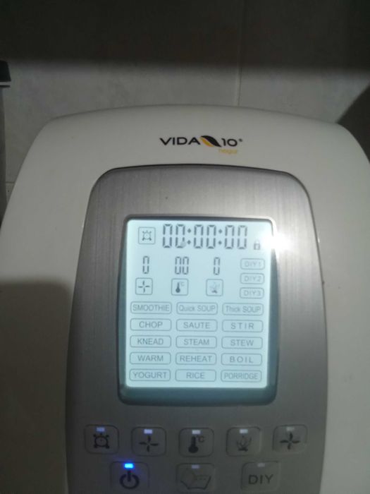 Robô de cozinha Novo