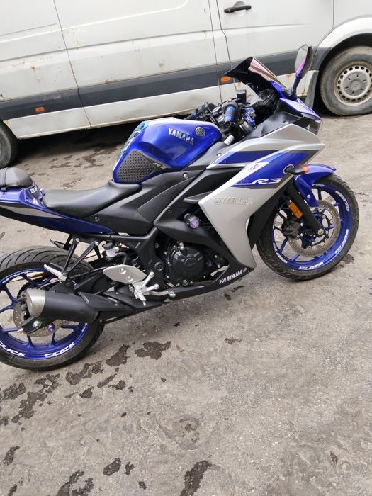 Мотоцикл Yamaha R-3