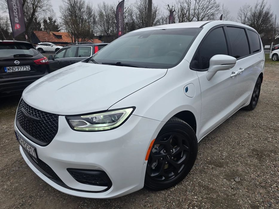 Chrysler Pacifica 3.6 V6 264 KM Touring-L/S Kamery 360 Monitory BluRay FV23% Leasing !!!