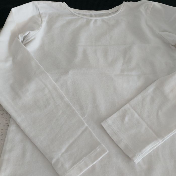 Bluzka biała króliczek H&M Cool Club półgolf rozm. 140