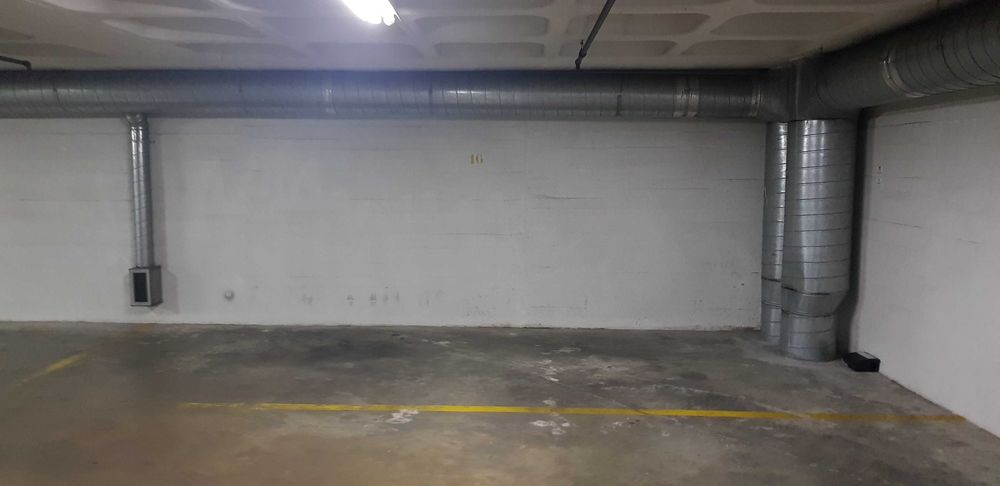 Lugar para Mota junto ao Metro da Quinta das Conchas