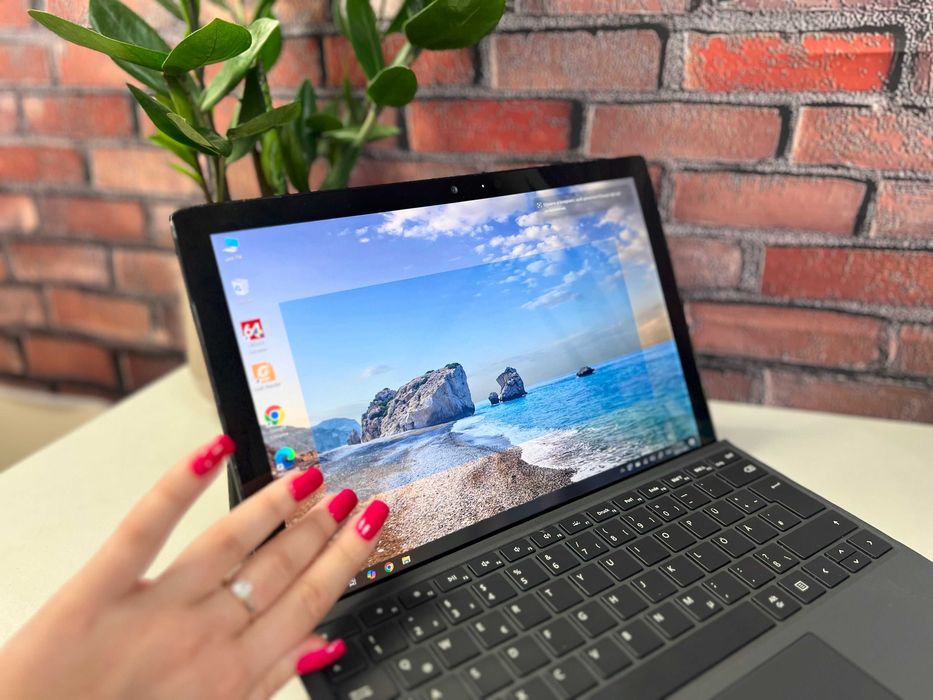 Планштений-ПК Microsoft Surface Pro 7·i5-1035G4·8GB+SSD256·2K Touch
