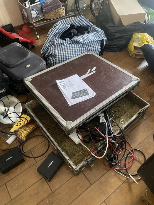 Mixer analogowy yamaha MC 1602