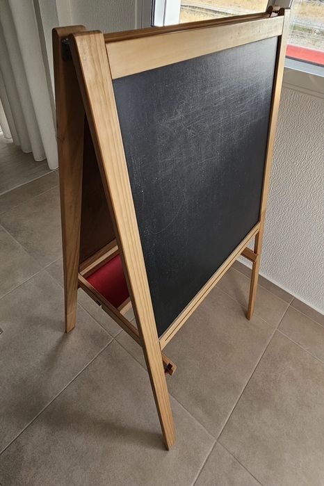 Quadro magnético e de ardósia