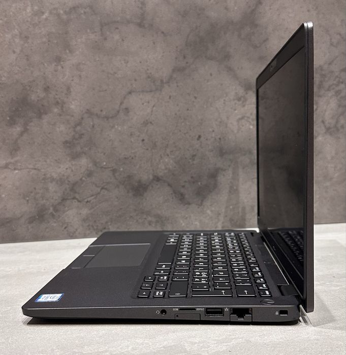 Ноутбук Dell 5300 12.5" 8GB RAM/256GB SSD i5-8265u D1106 G