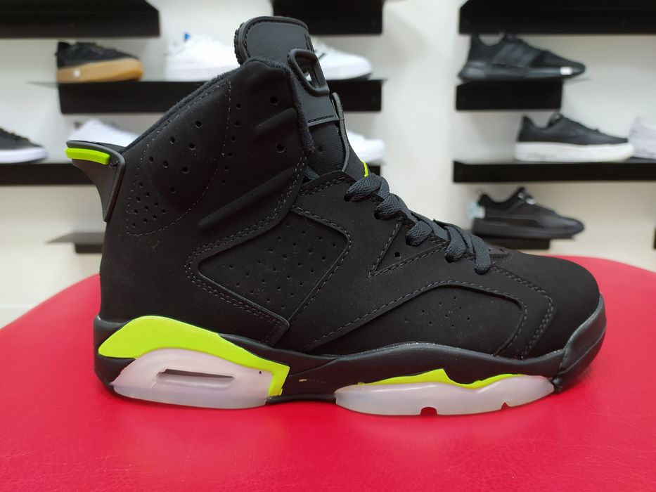 Jordan 6 Retro, самые низкие цены. Инстаграм kros _opt_ua