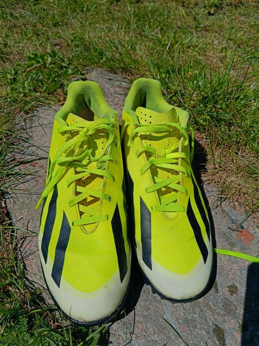 Buty piłkarskie, turfy, Adidas, orlik, jak nowe