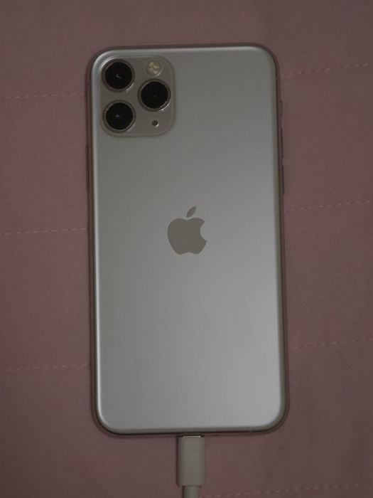 iPhone 11 Pro 256 GB - Bom estado