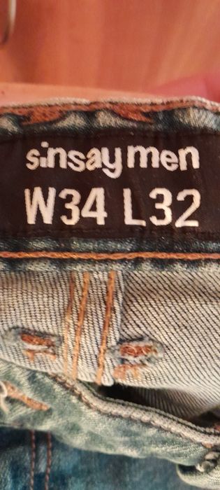 Nowe spodnie jeansowe