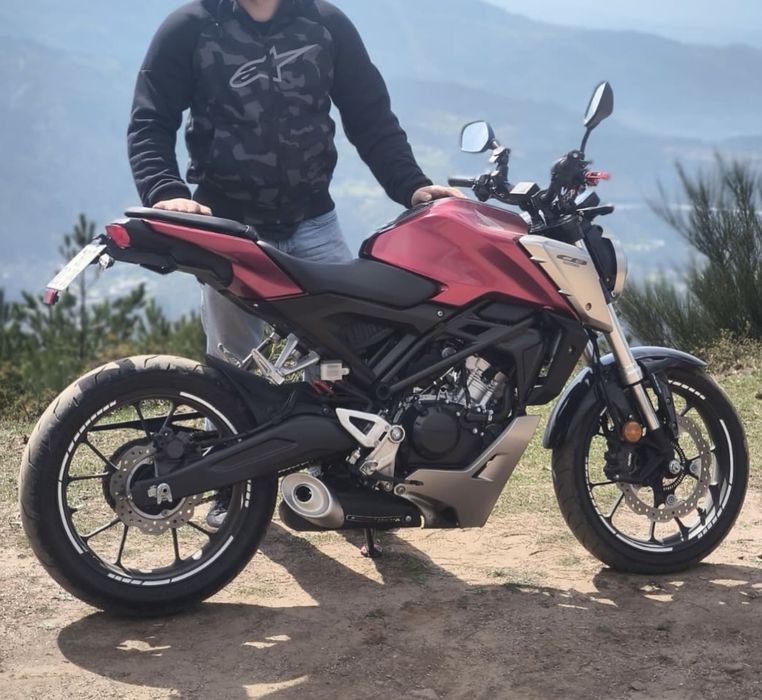 Honda cb125r 2018