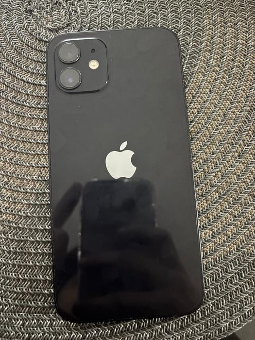 Vendo iphone 12 normal