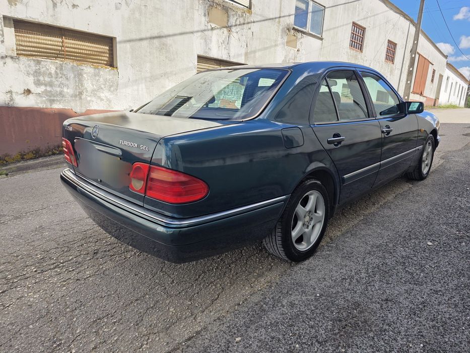 MERCEDES E290 Turbodiesel  Elegance