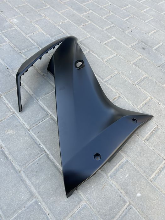 Owiewka bok boczek prawy Yamaha YZF R125 19-22r
