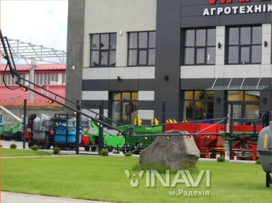 Обприскувач штанговий навісний оприскувач Marseplast 800 л 14 м штанги
