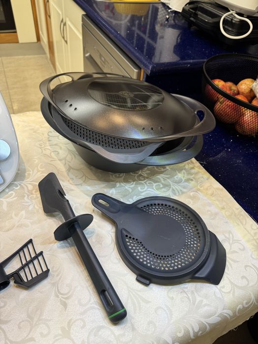 BIMBY TM6 COMPLETA - Excelente estado + acessorios - Focada na qualida