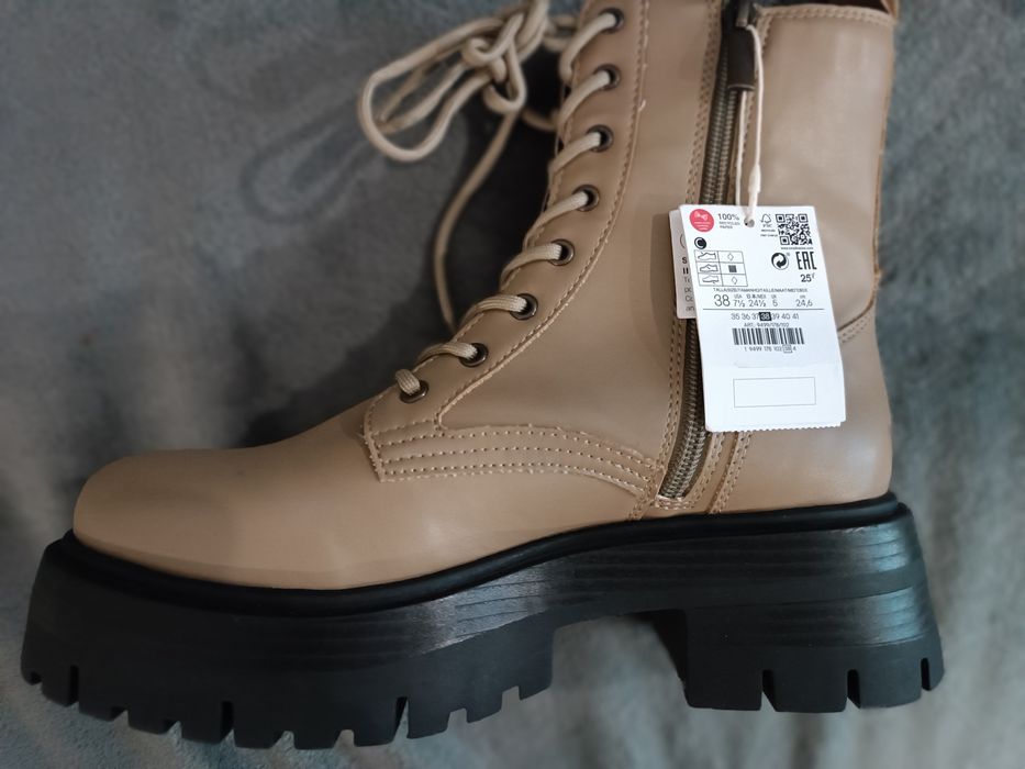 Ботинки Stradivarius 38