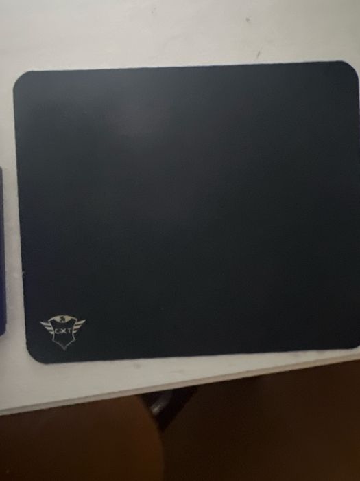 Teclado com leds e mouse pad