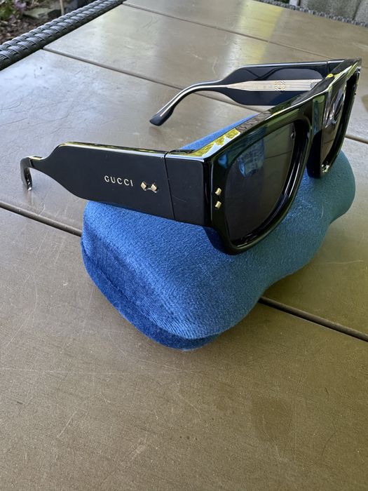 Olkulary Elegancja z włoskim charakterem – Gucci na lato i nie tylko!