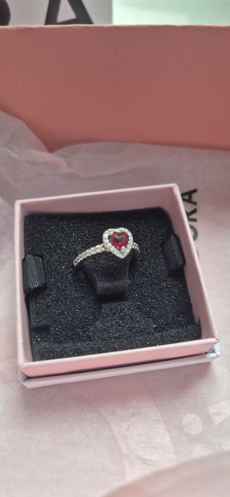 Pierścionek PANDORA – serce, czerwony  kamień | NOWY | Rozmiar 48mm