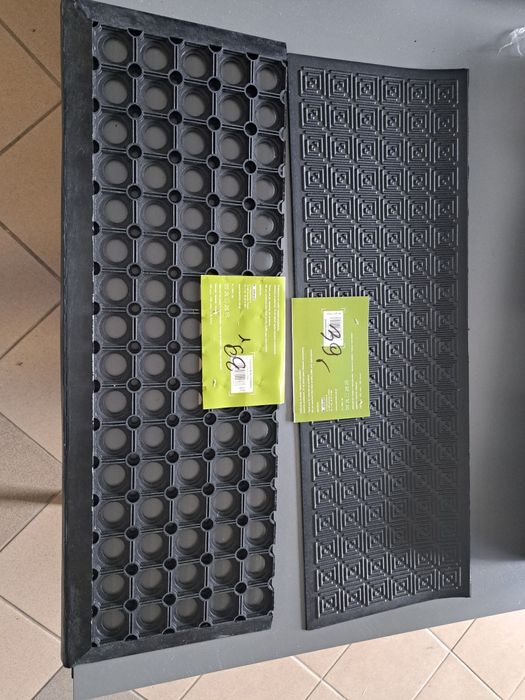 Nakładki antypoślizgowe na schody nastopnice