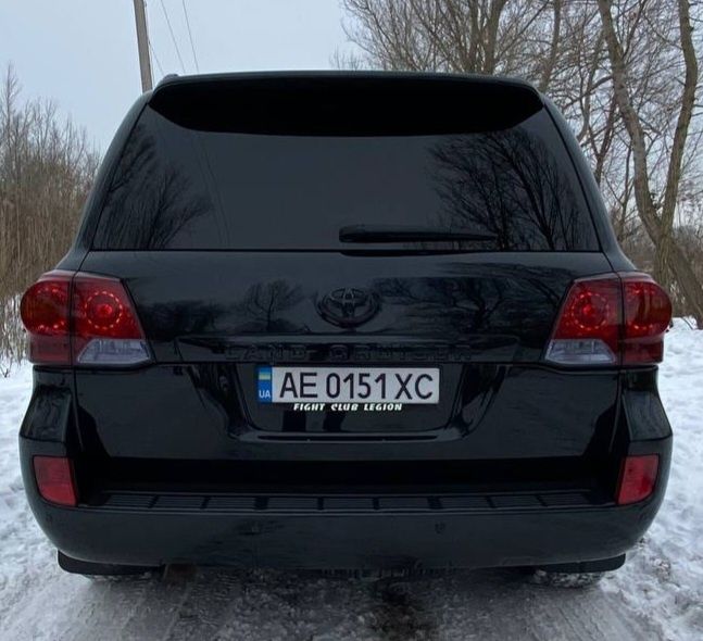 Toyota land cruiser 200