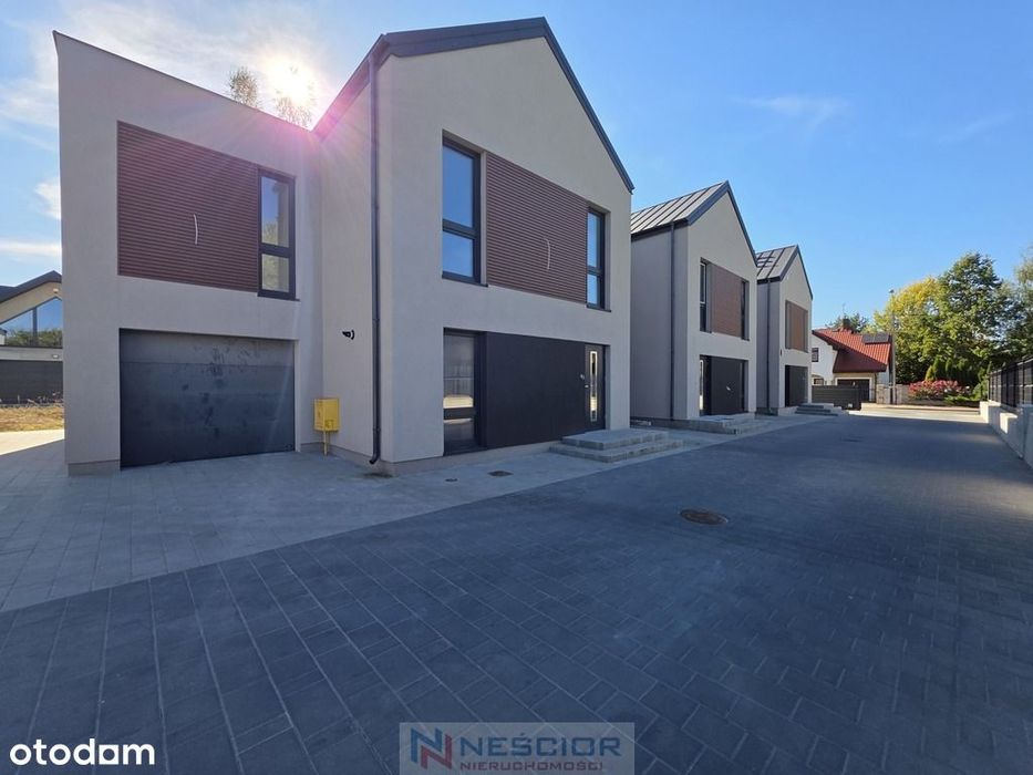 Segment narożny 140 m² w stanie deweloperskim | Garaż w bryle