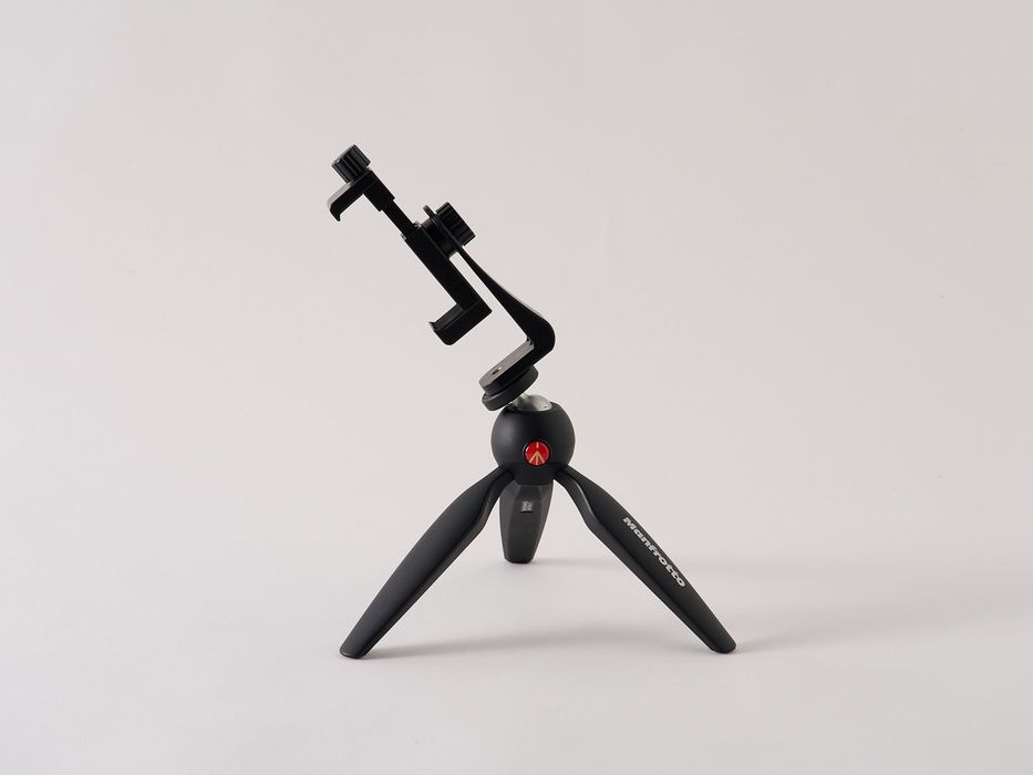 Mini tripé Manfrotto + suporte telemóvel