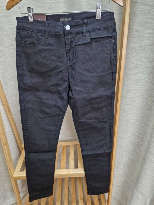 NOWE czarne jeansy z wysokim stanem rozm 46