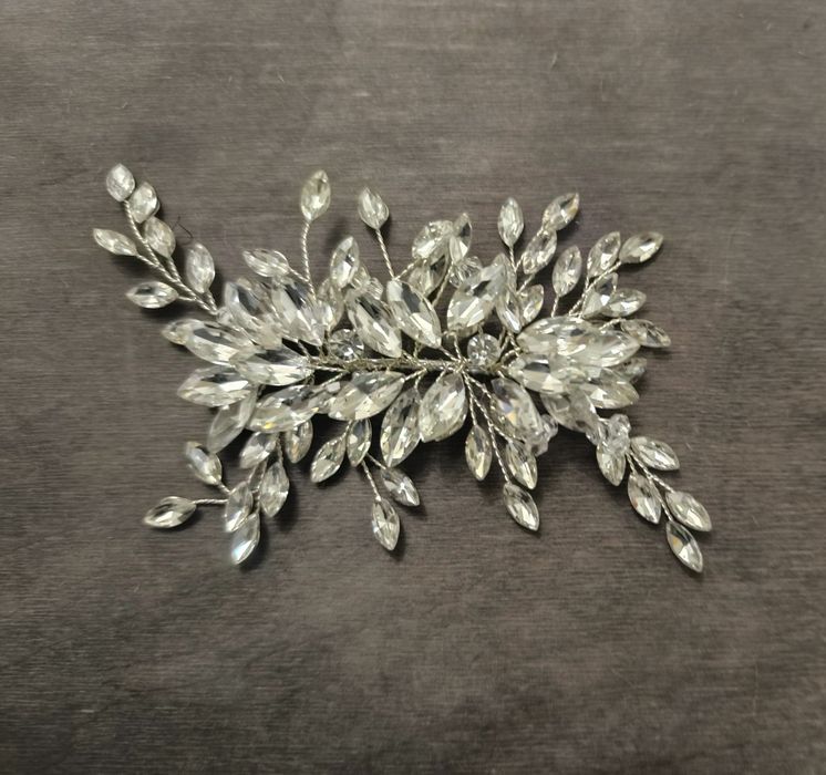 Весільна прикраса для волосся