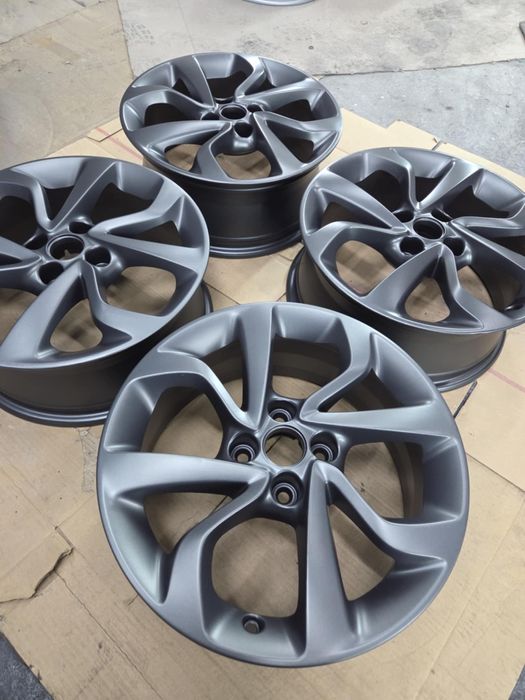 Renowacja felg  osobowych, ciężarowych , rolniczych