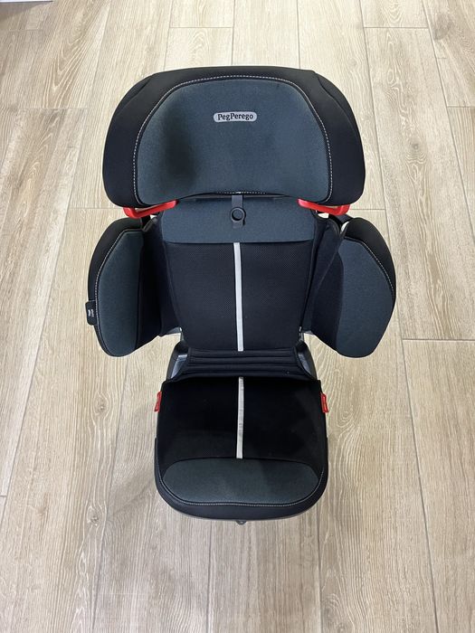 Дитяче автокрісло трансформер Peg-Perego Viaggio 2-3 Flex Італія