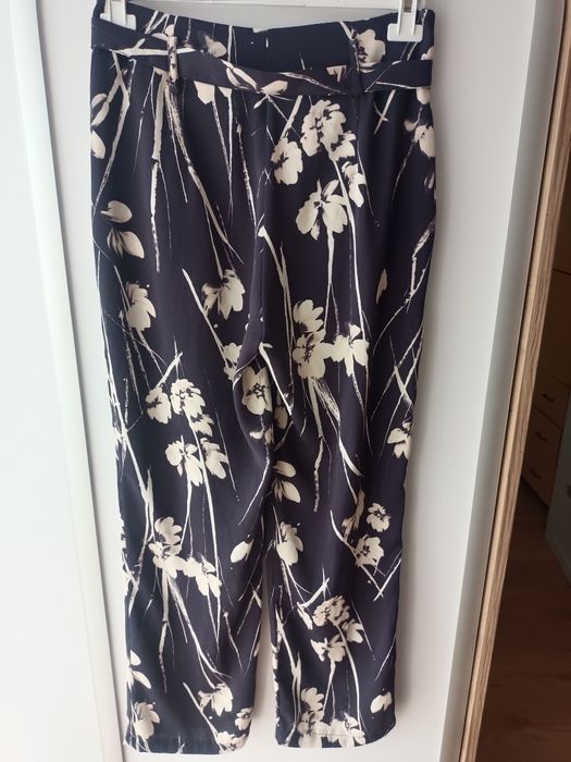 Spodnie Zara , M