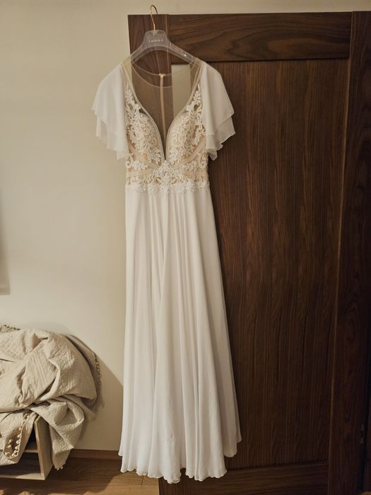 Suknia ślubna Lauren 38