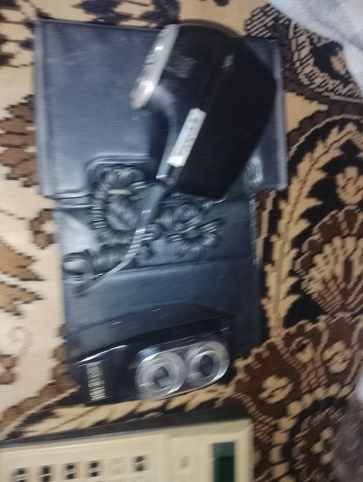 Пульти телефони бритви