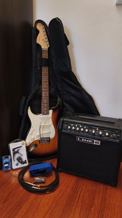 Guitarra Fender Affinity e amplificador