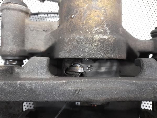 Pinça travão / maxila de travão frente direita MERCEDES-BENZ Vito (638