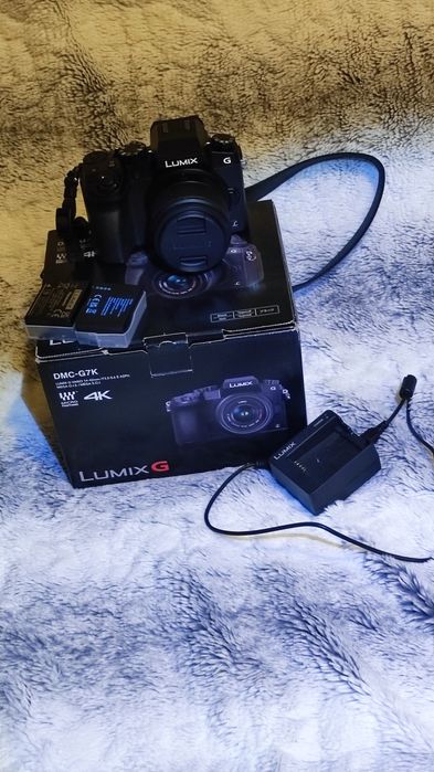 Aparat Lumix G7/obiektyw 25mm f 1.7