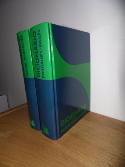 Dicionário Inglês-.Português-Inglês