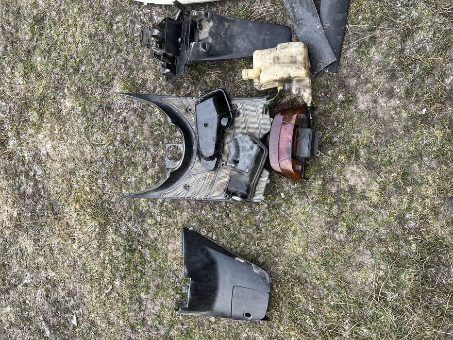 Запчачтини до скутерів Honda dio 18/27 та 28zx