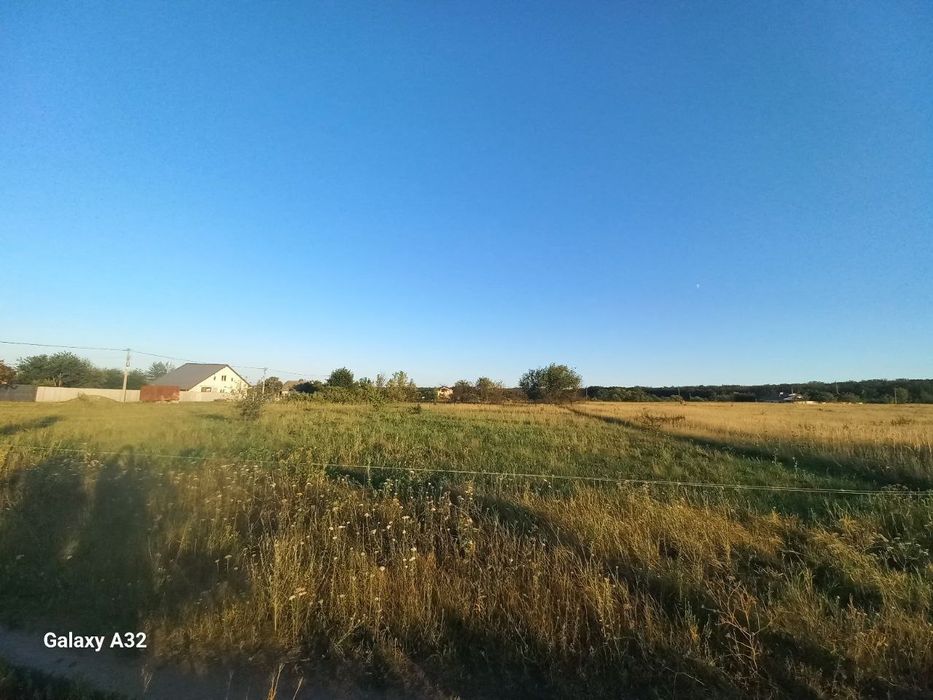 Продам ділянку 15 соток у смтХорошеве — ідеальне місце для вашого дому